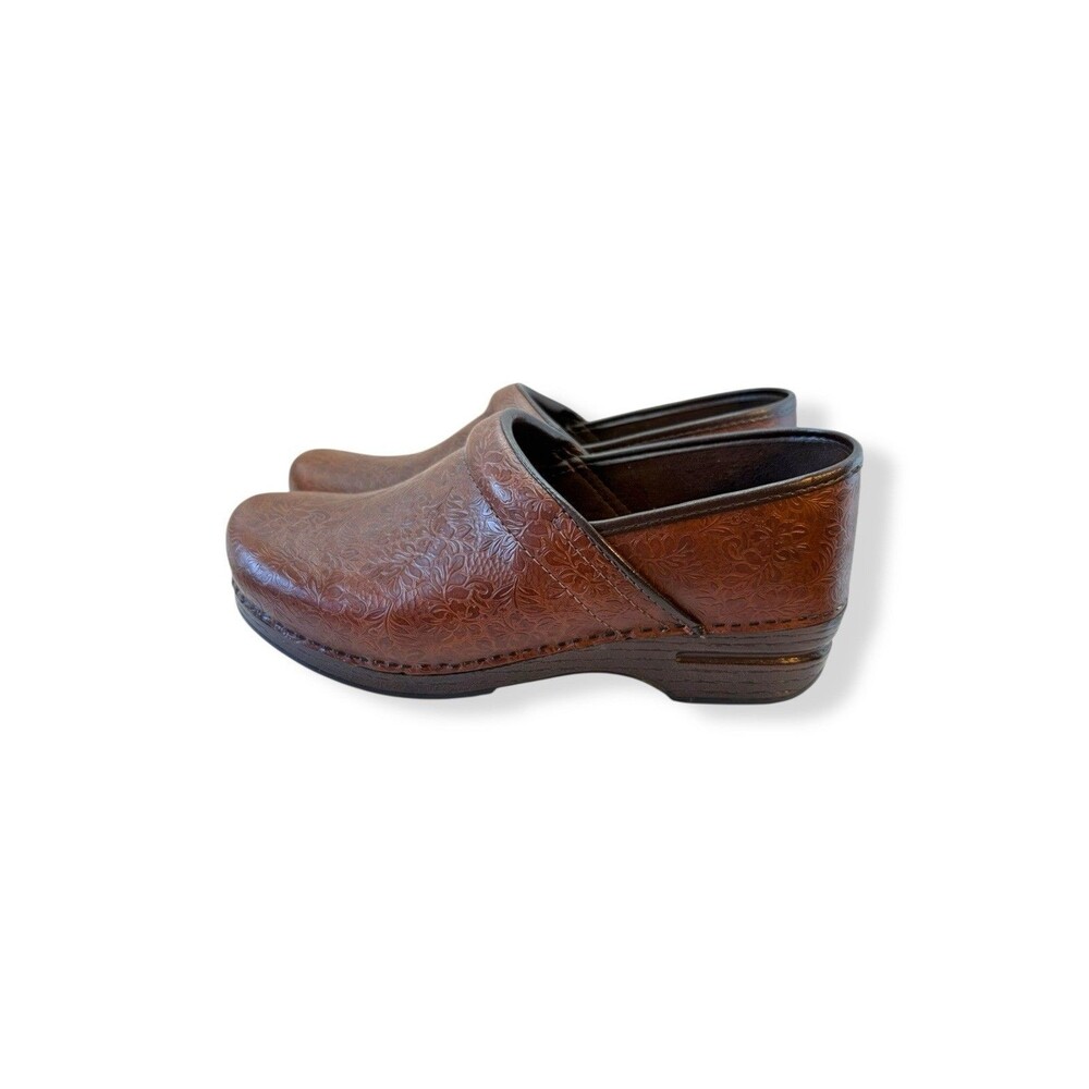 Dansko Womens Size 42 (11.5 US) Tooled Brown Leather Comfort Nursing Clogs